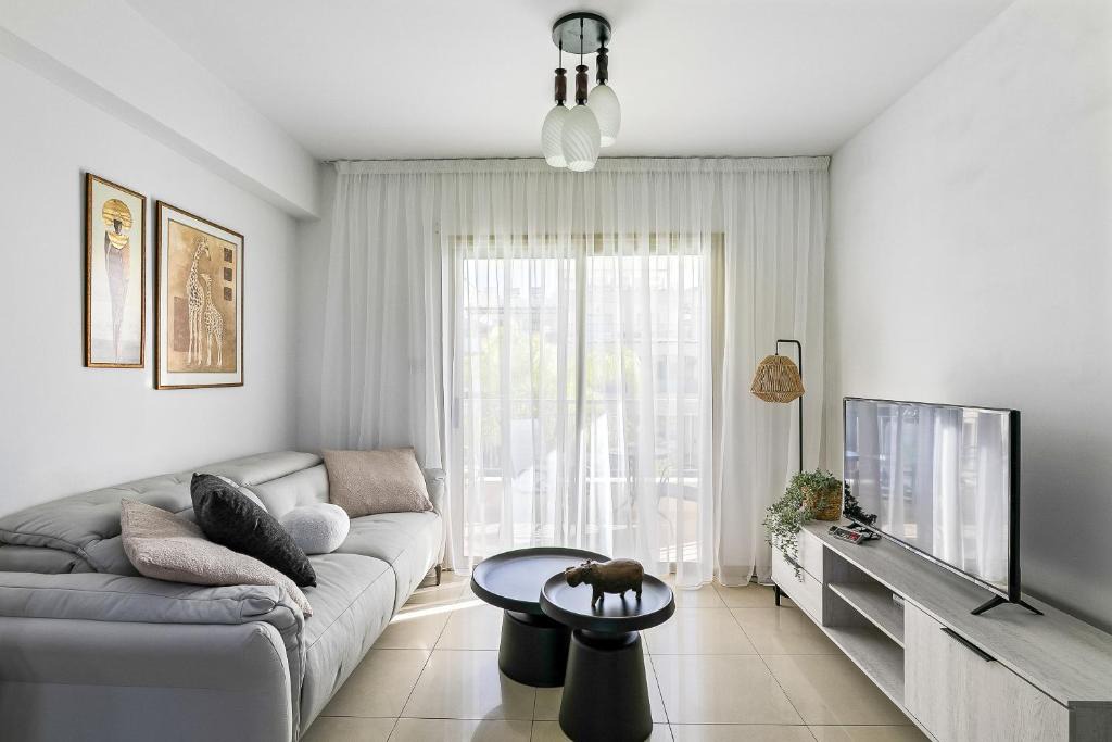 Paphos Apartment | Oracle Exclusive Resort 2bdr Apartment by VICHY Holidays