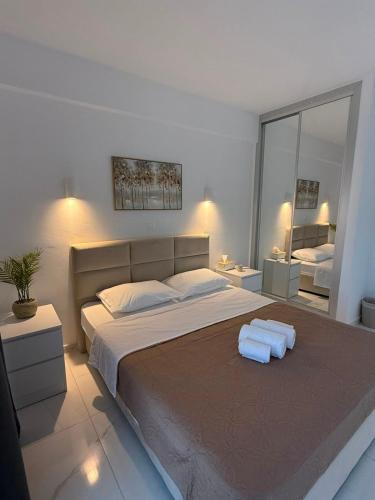 Agios Tychon Apartment | Palatino 1-Bedroom Apartment Near Beach