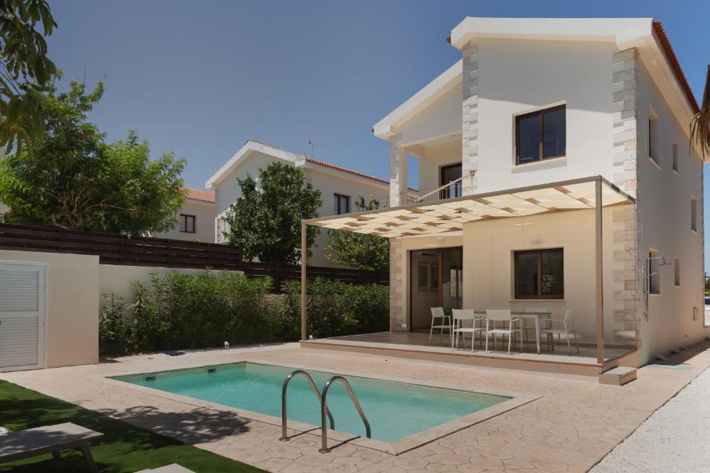 Cape Greko Villa | Phaedrus Living Luxury Villa Green Bay