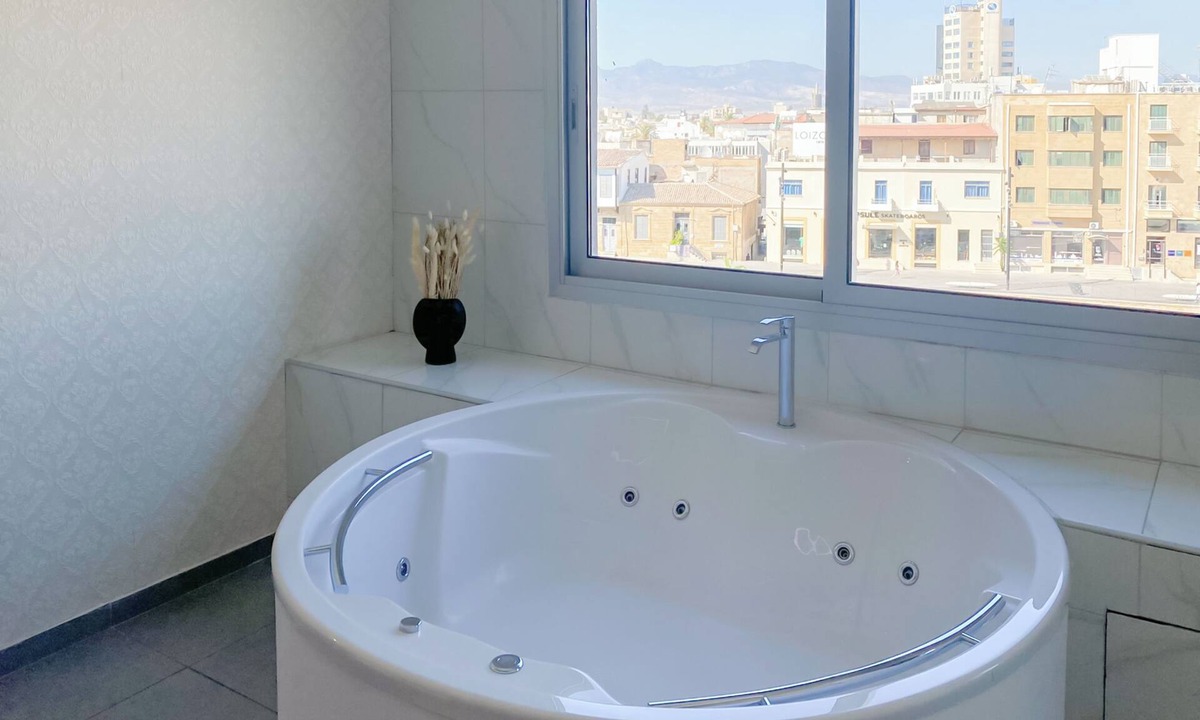 Nicosia Apartment | Phaedrus Living Plateia Suite Verde