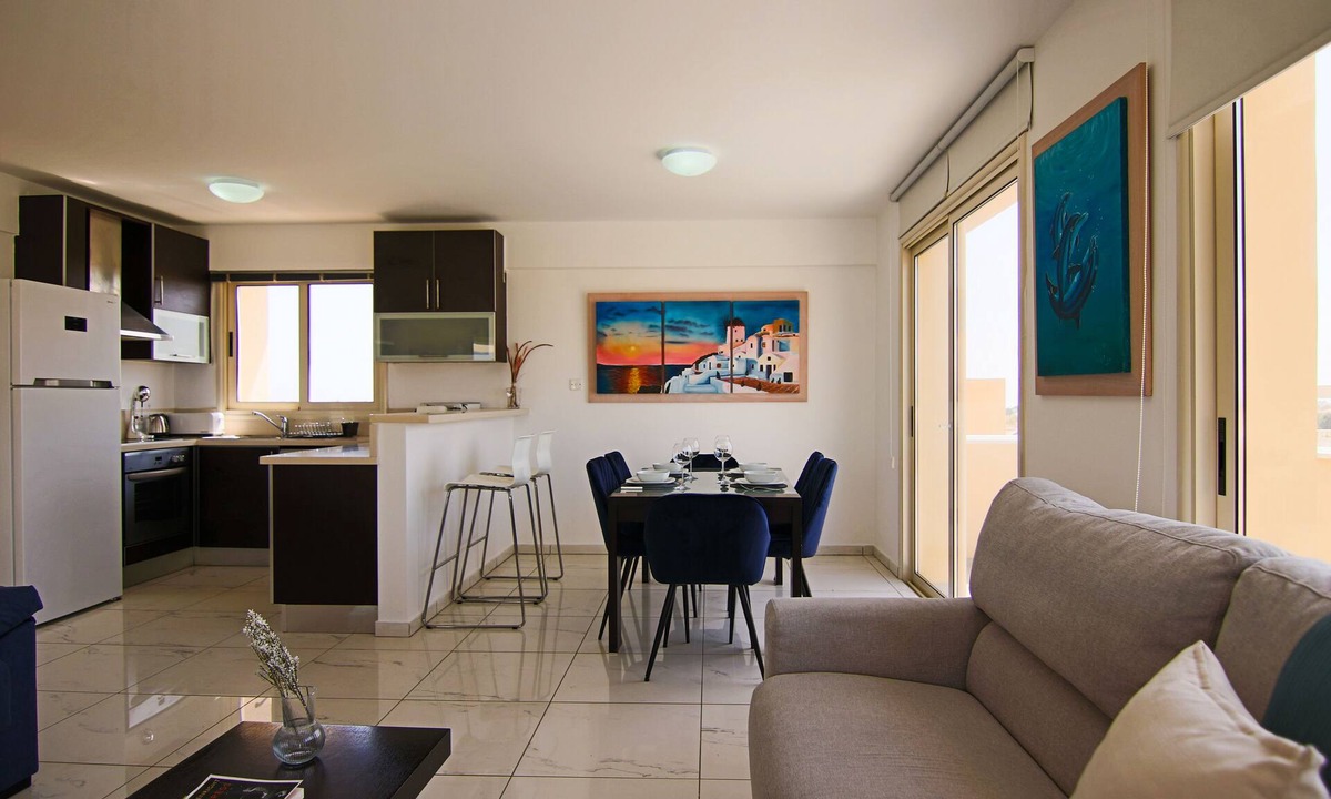 Pervolia Apartment | Phaedrus Living Seaside Luxury Flat Pervolia