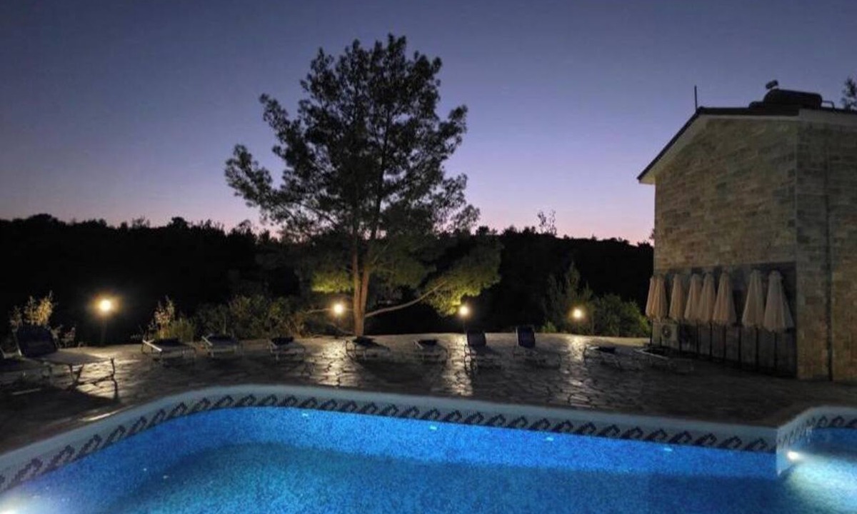 Foini Apartment | Platres Villas: Studio 11 - with Mountain View
