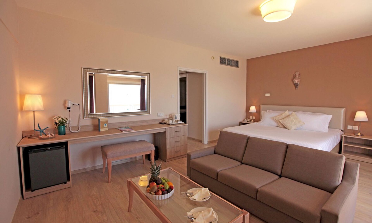 Agios Tychon Hotel | Poseidonia Beach Hotel