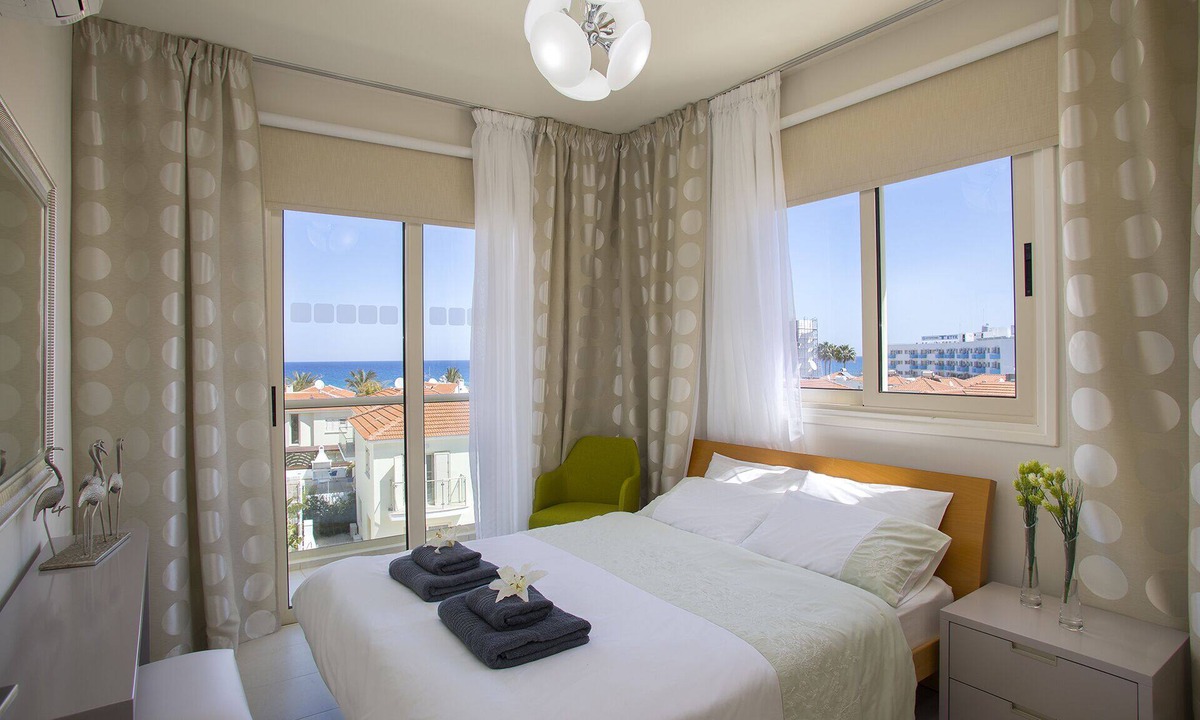 Pernera Apartment | Protaras Holiday Beachfront Suite Marianna. Amazing View.