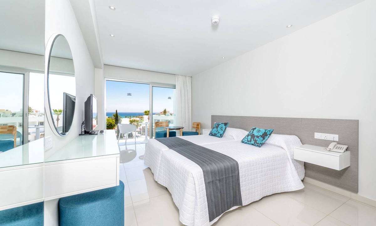 Ayia Napa Hotel | River Rock Hotel