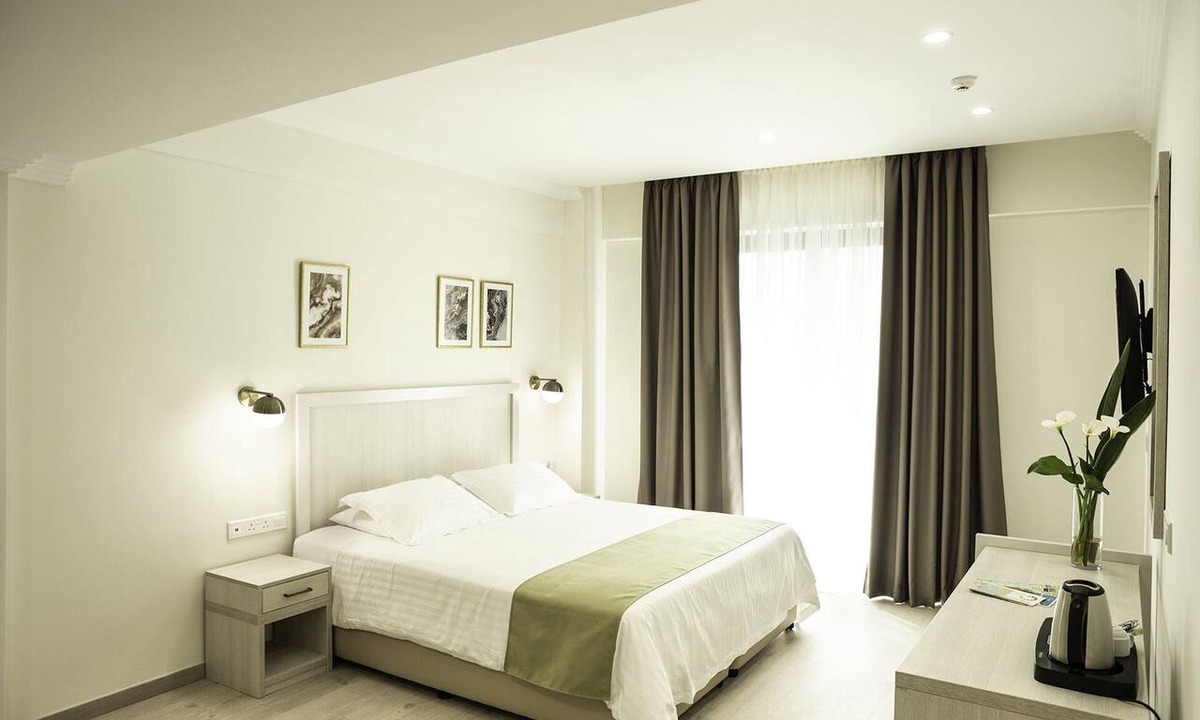 Larnaca City Centre Hotel | Roseum Boutique Hotel