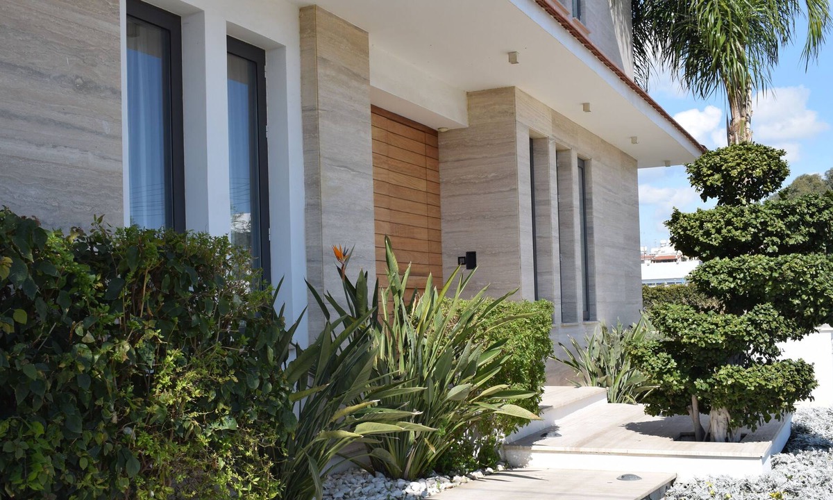 Larnaca Villa | SALT LAKE Deluxe VILLA IN LARNACA, CYPRUS