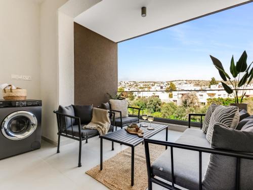 Agia Fyla Apartment | Sanders Triple