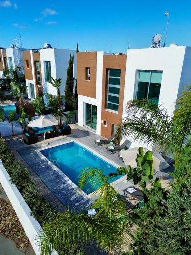 Kapparis Villa | Sapphire Edge Villa Bright 3BR with Swimming Pool