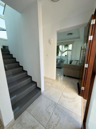 Kapparis Villa | Sapphire Edge Villa Bright 3BR with Swimming Pool