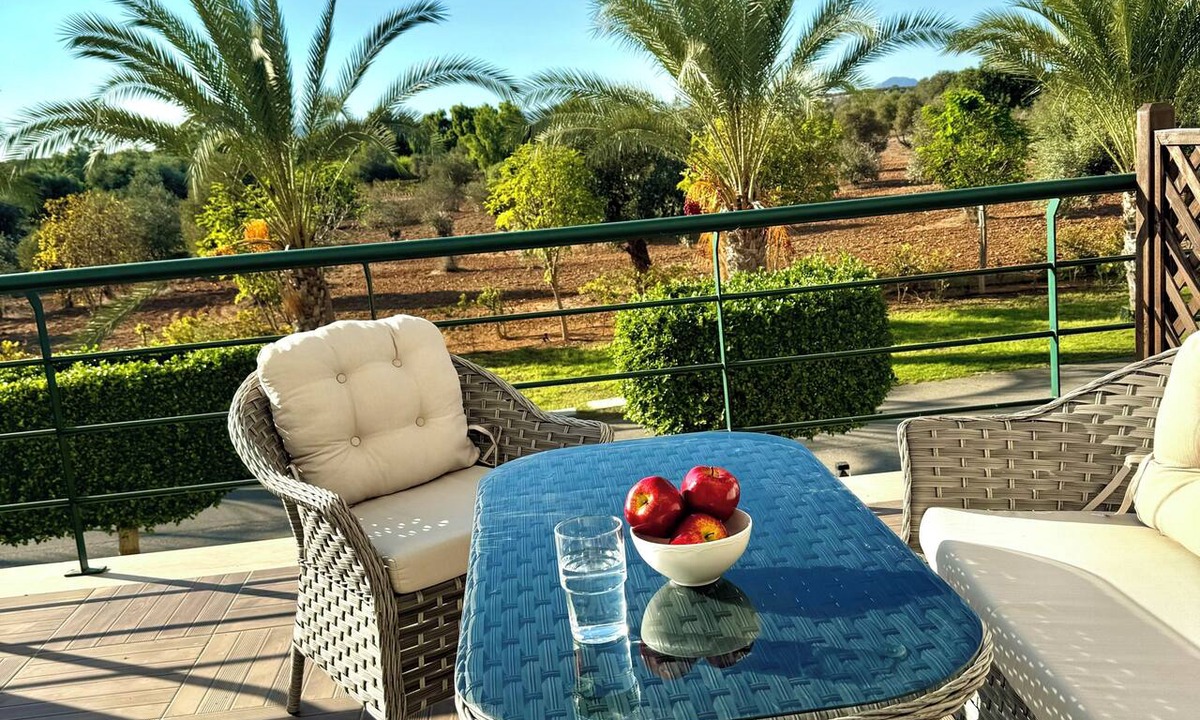 Bafra Apartment | Sea View Apartment with Private Beach in Bafra, North Cyprus