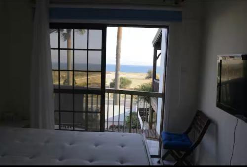Zygi House | Sea view maisonette on coastal road, Zygi