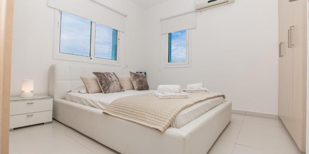 Kapparis Villa | Sea View Villa Paralimni