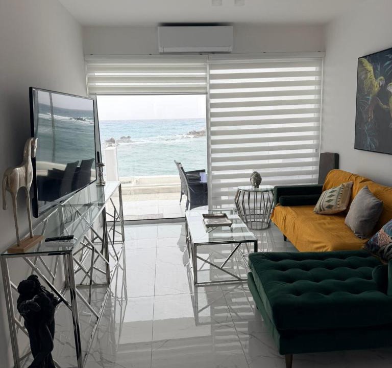 Paphos Apartment | Signature Infinite Sea View - Harbour Luxury Apartment 106