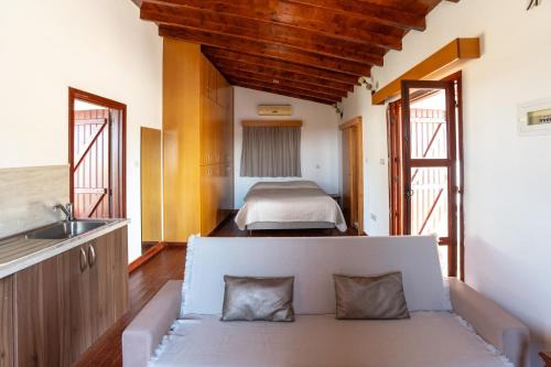 Steni Apartment | Steni Traditional Studio Apartment