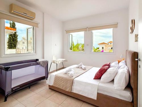Pyla Villa | Sunny Villa with Hot Tub, Garden and 2 Bedrooms, 5 Minutes to the Beach