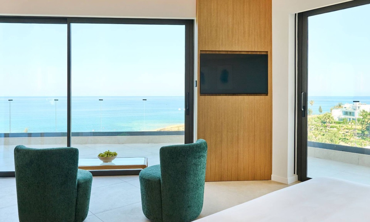 Pernera Hotel | Sunrise Emerald
