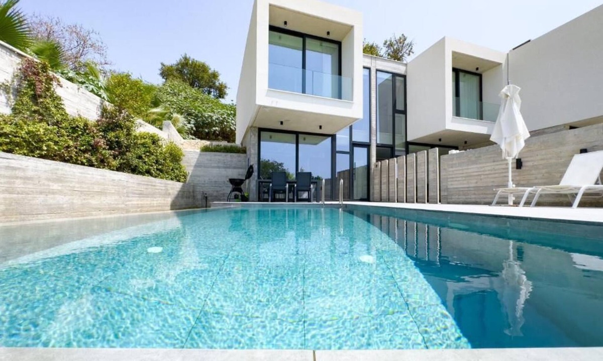 Chlorakas Villa | Sunset Park Villa