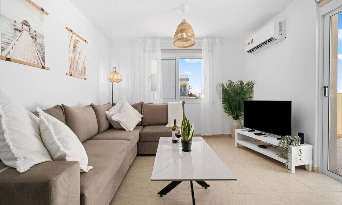 Kapparis Apartment | Thea Court Seaview Retreat