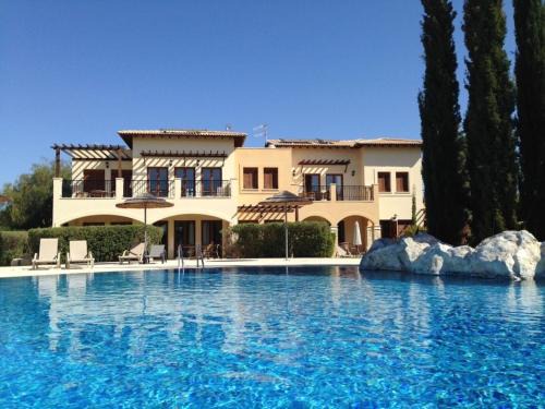 Kouklia Apartment | Theseus Village - 2 Bed Apartment with Pool View, Aphrodite Hills