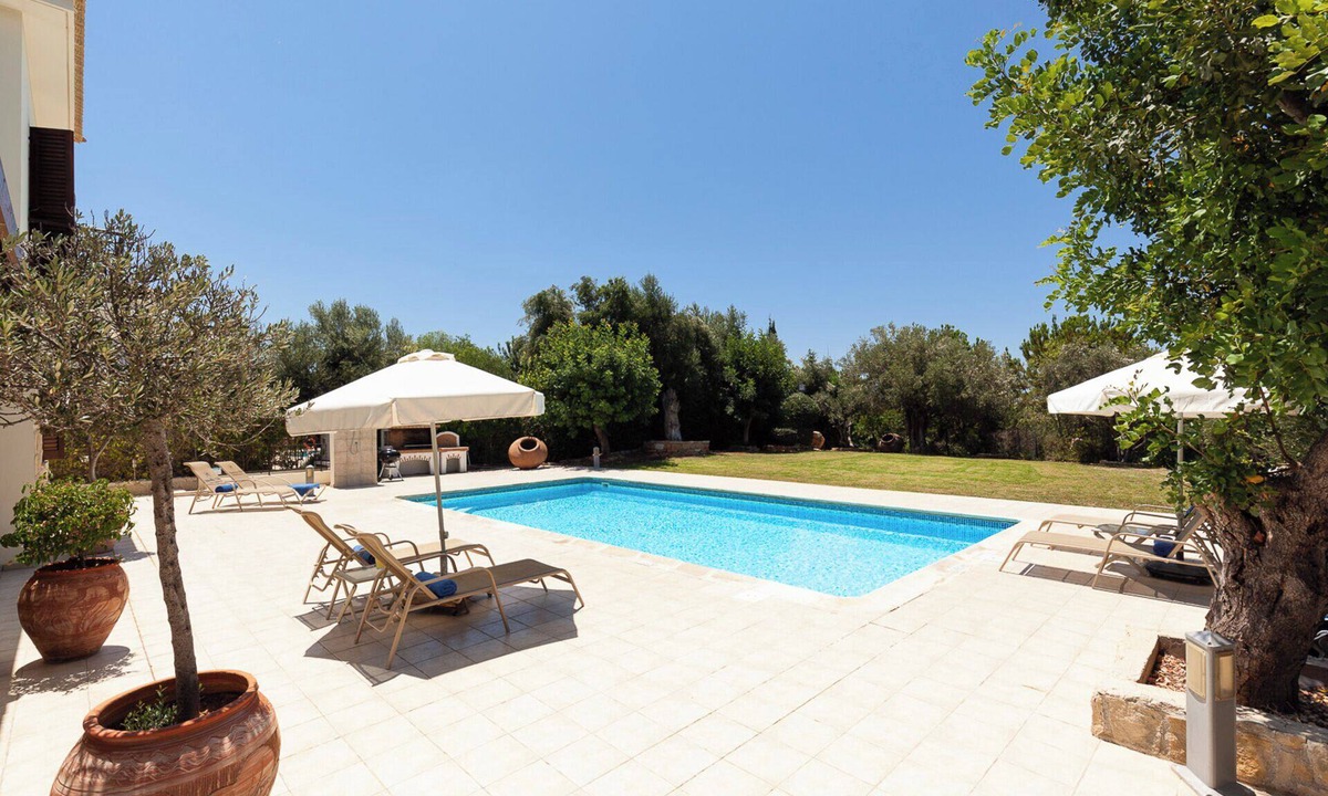 Aphrodite Hills Villa | Unwind in Style: Your Luxury Retreat Awaits