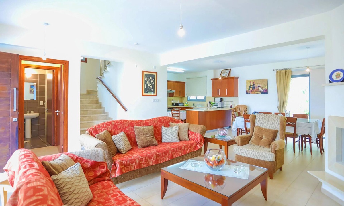 Lara Villa | Villa Angelena in Fasli