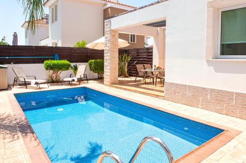 Pernera Villa | Villa Danata