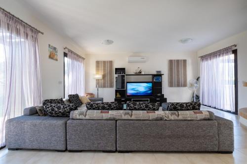 Argaka Villa | Villa Elena in Argaka