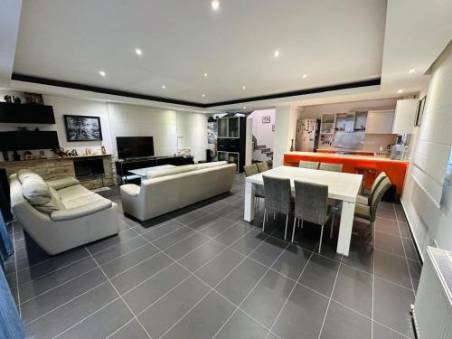 Mazotos Villa | Villa Eva