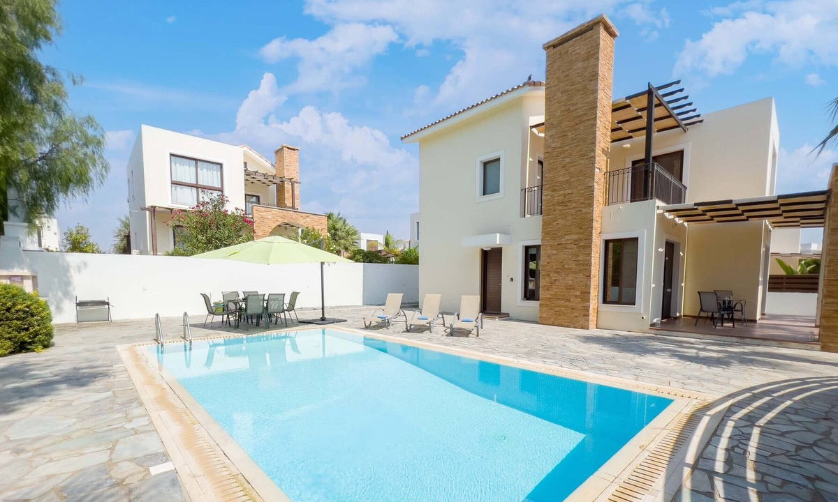 Ayia Thekla Villa | Villa Harmony - A peaceful 3 bedroom holiday home