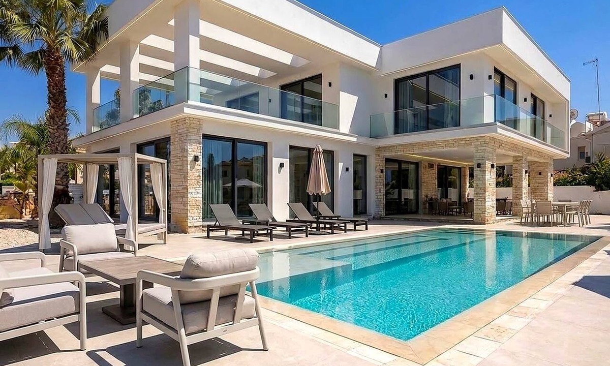 Agios Georgios Pegeias Villa | Villa Malibu - Luxury Cap St George Spacious Villa With Private Pool!