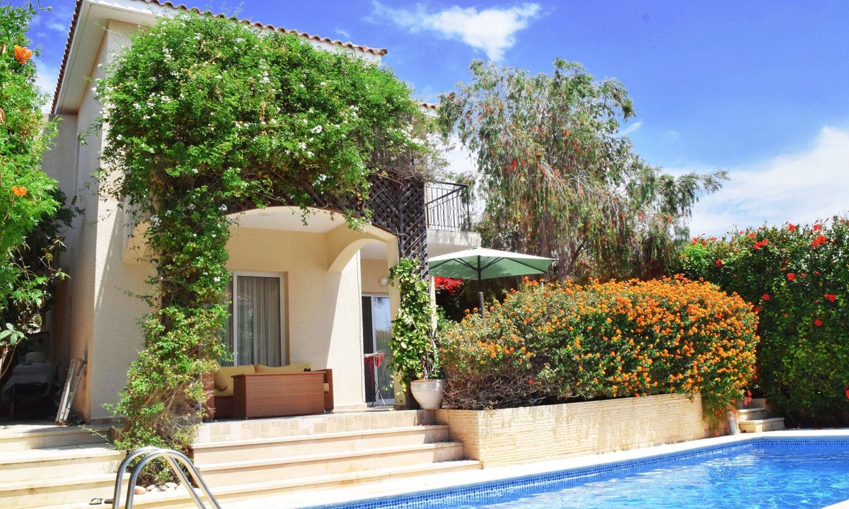 Peyia Town Villa | Villa Talassa near Coral Bay with optional 4x4 CAR, Jacuzzi and HEATED POOL