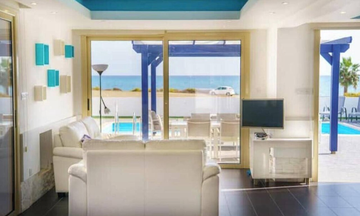 Mazotos House | Villa Waves