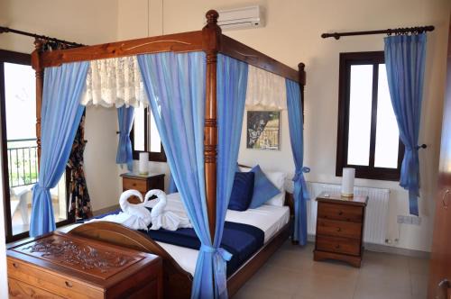 Latchi Villa | Villa Zefyros
