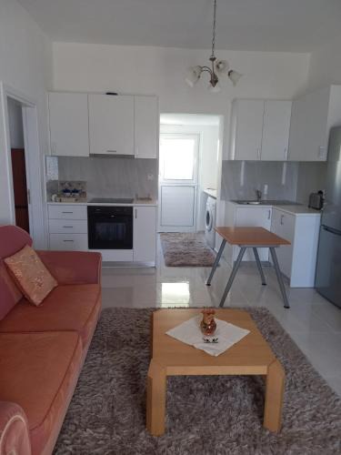 Pissouri House | VillageCenter