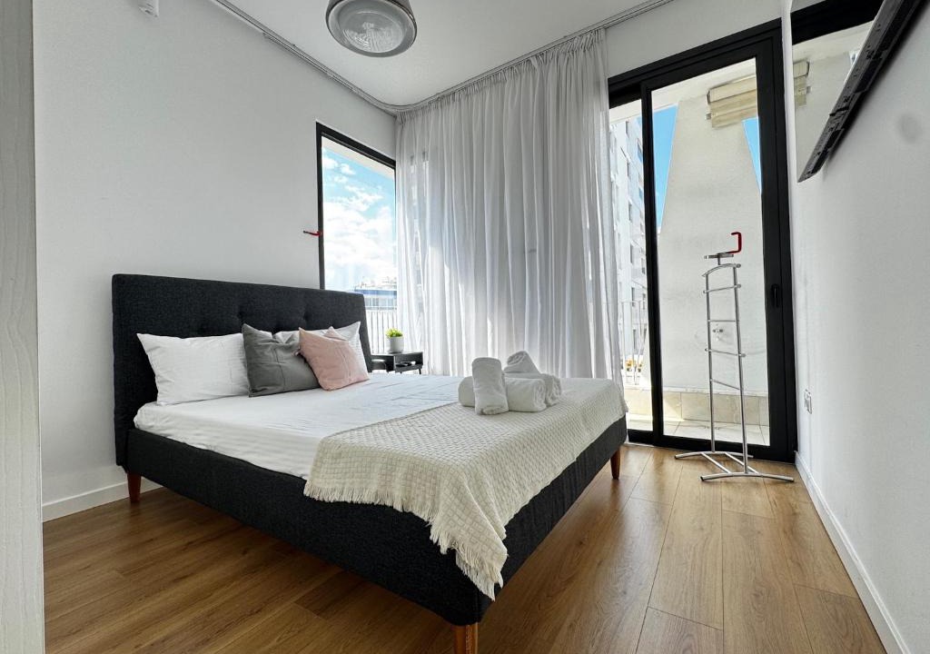 City Centre Apartment | Wealthystays Premium Residence