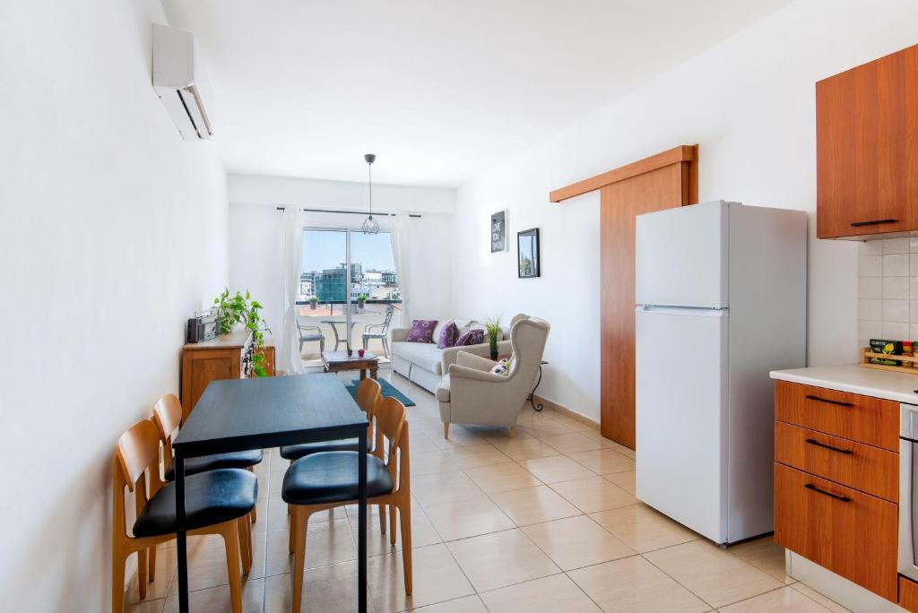 Larnaca City Centre Apartment | Welcome! Perfect Location-City Center