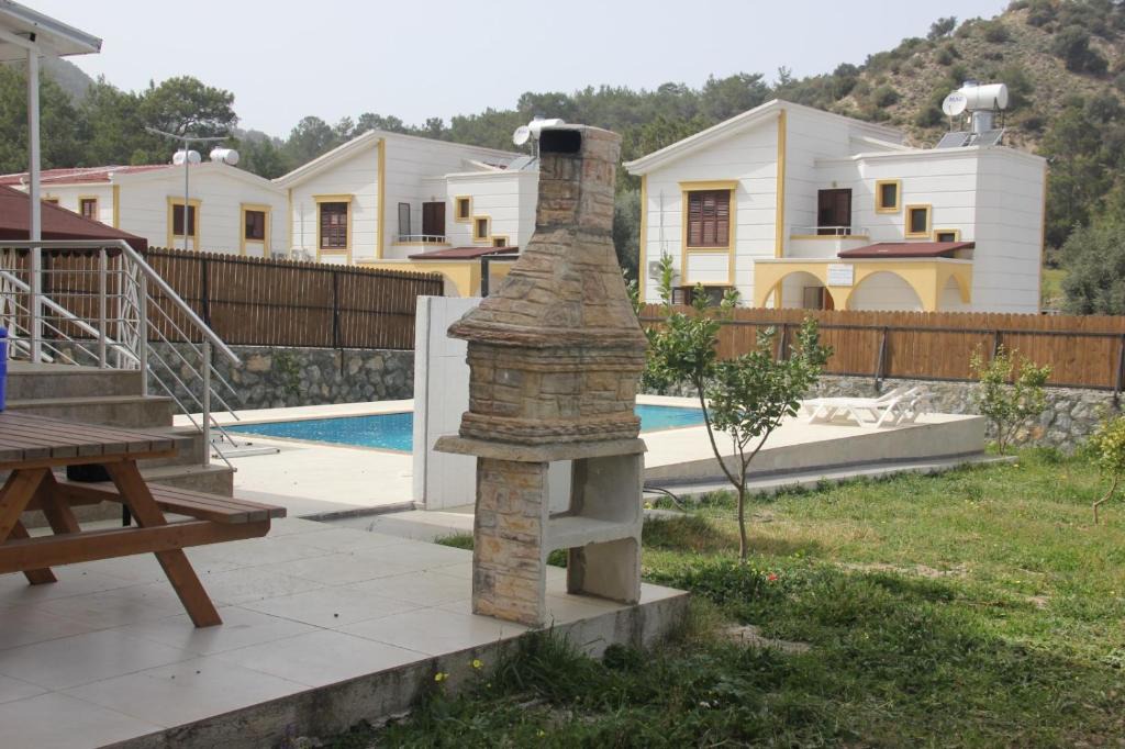 Gecitkoy Villa | Woodland Oray Apart Otel