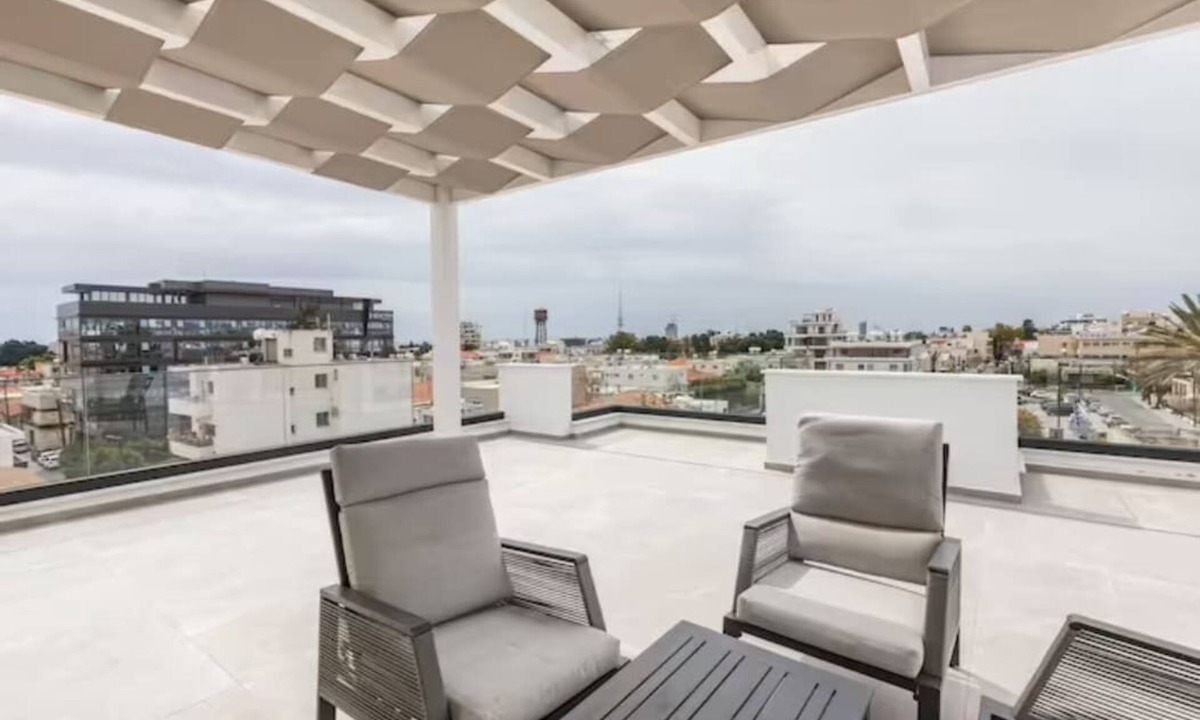 Limassol Apartment | YAMAS Cozy Balcony Studio