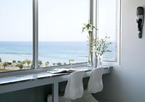 Koralli City Sea Business Suites