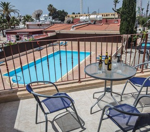 Ferienwohnung Ayia Napa Für Personen Schlafzimmer 