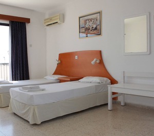 Ferienwohnung Ayia Napa Für Personen Schlafzimmer 