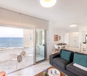 Serenity Seafront Villa 