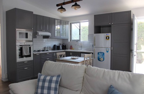 Pentakomo House | 1-bedroom bungalow Limassol Countryside Tranquil Getaway Shared Pool Near Beach