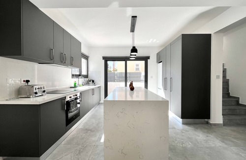 Agios Athanasios House | 148 LIM - Stay Lumiere House