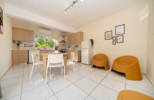 Agios Athanasios House | 2 bedroom house near the beach