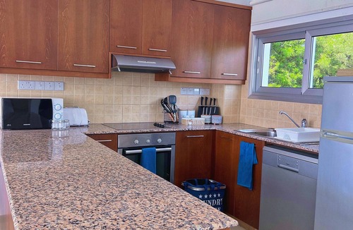 Pegeia Villa | 3 Bedroom Coral Bay Beach Seaview Villa I Private Pooln