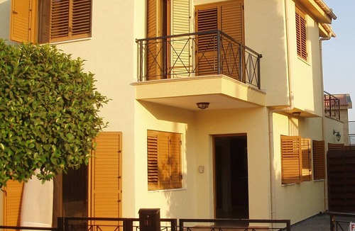 Potamos tis Germasogeias House | 3 Bedrooms Private Vacation Home In Germasogeia