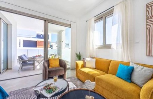 Agios Athanasios Apartment | 301 Mulberry Court-Contemporary with Large Terrace