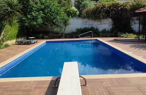 Ozankoy Villa | 4 + 2 Bedroom Villa for large families, Finnish Sauna, pool, 5 min to beach
